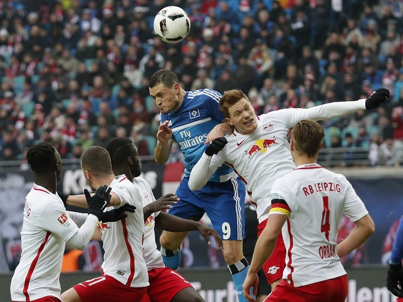 AYX- 关键时刻体能课后；莱比锡遗憾出局备战德国杯；震撼外界；临场指挥获称赞